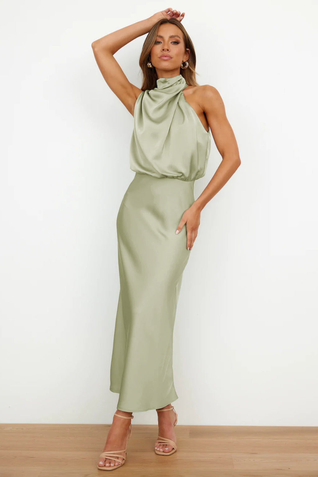 Rebecca | Satynowa Sukienka Maxi z Dekoltem Halter