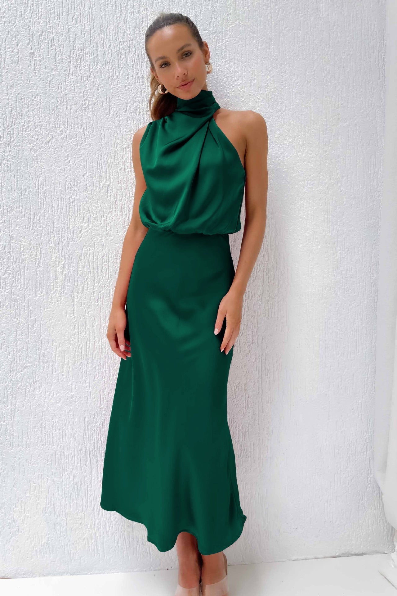 Rebecca | Satynowa Sukienka Maxi z Dekoltem Halter