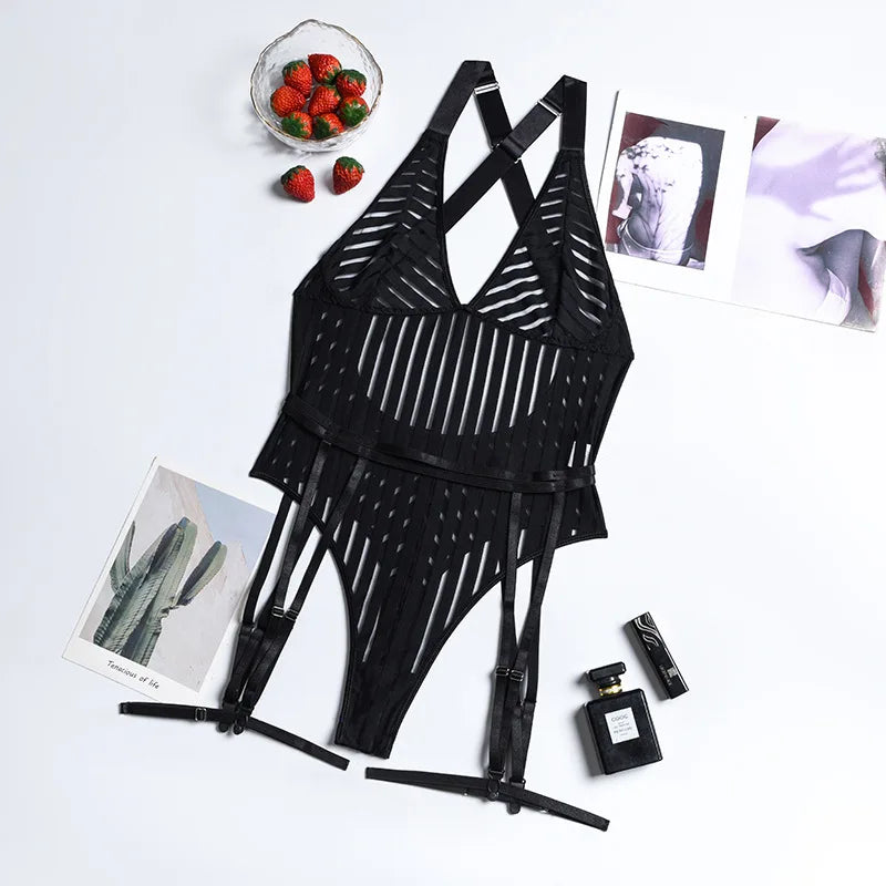Isabella | Eleganckie Koronkowe Body z Głębokim Dekoltem V