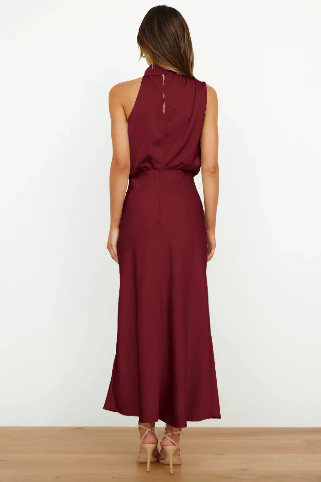 Rebecca | Satynowa Sukienka Maxi z Dekoltem Halter